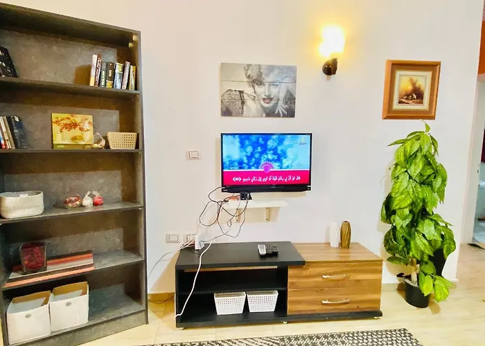 Solider Art Apartment